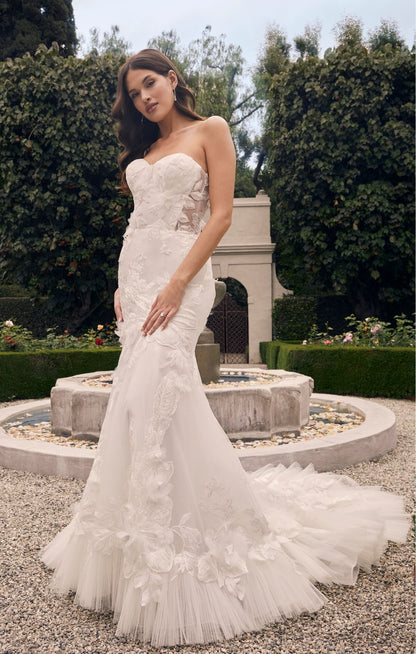 Casablanca Bridal 2552 Patrice Fit and Flare Strapless Sweetheart Neckline Floral Tulle Corset Train Wedding Dress 32 / Ini Casablanca Bridal 2552 Patrice Fit and Flare Strapless Sweetheart Neckline Floral Tulle Corset Train Wedding Dress 32 / Ini
