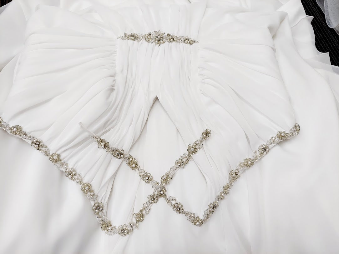 Mon Cheri 110209 Size 22W Long A Line Halter Wedding Dress Bridal Gown Greek Goddess