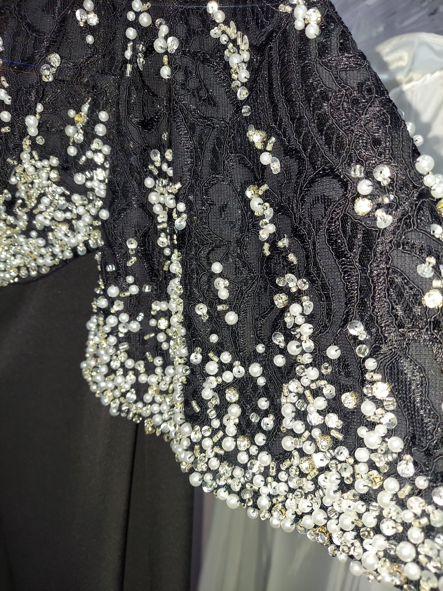 Nina Canacci 1354 Size 6 Two Piece Formal Dress Lace Drape Sleeves Pearl