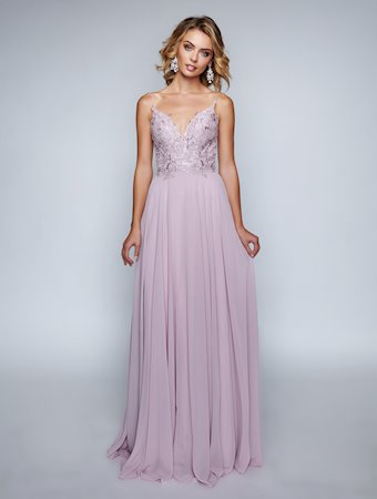 Nina Canacci 3153 Mauve size 4 This is a long flowy prom dress with a lace bodice v neckline. Perfect for wedding guest, bridesmaid, maid of honor or mother of bride or groom dress.  Also makes a nice choice for spring formal dance or other social events.   Color Mauve  Size 4