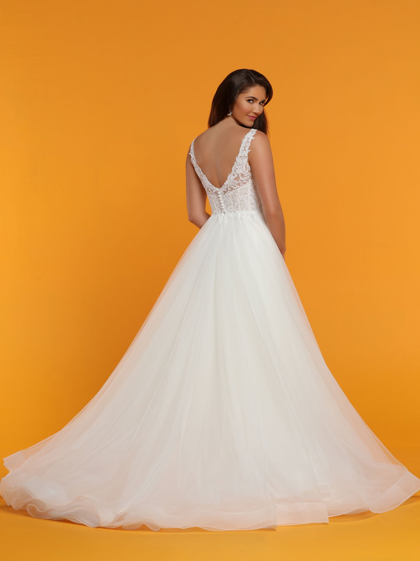 Davinci Bridal 50514 is a Tulle & Lace Ballgown wedding dress with a V neckline and open v back. Embellished lace bodice  Available for 1-2 Week Delivery!!!  Available Sizes: 2,4,6,8,10,12,14,16,18,20  Available Colors: Ivory