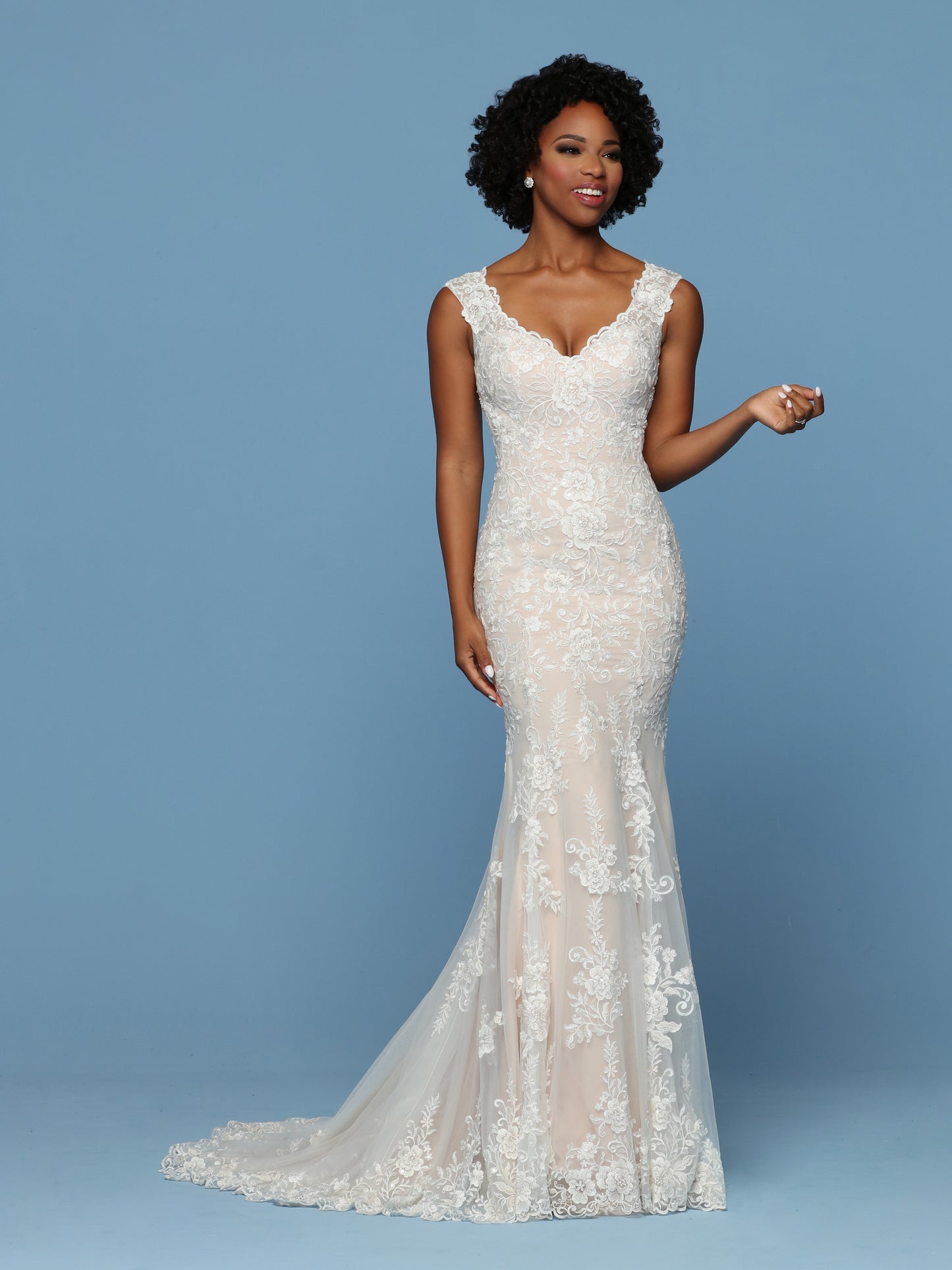 Davinci Bridal 50542 is a fitted Mermaid Wedding dress with beaded lace & Tulle. Features a lace edge V Neck with thick straps leading to a sheer lace illusion back. Buttons line the back seam. full lush trumpet skirt with a detailed lace edge along hem & train.   Available for 1-2 Week Delivery!!!  Available Sizes: 2,4,6,8,10,12,14,16,18,20  Available Colors: Ivory/Ivory, Ivory/Rose