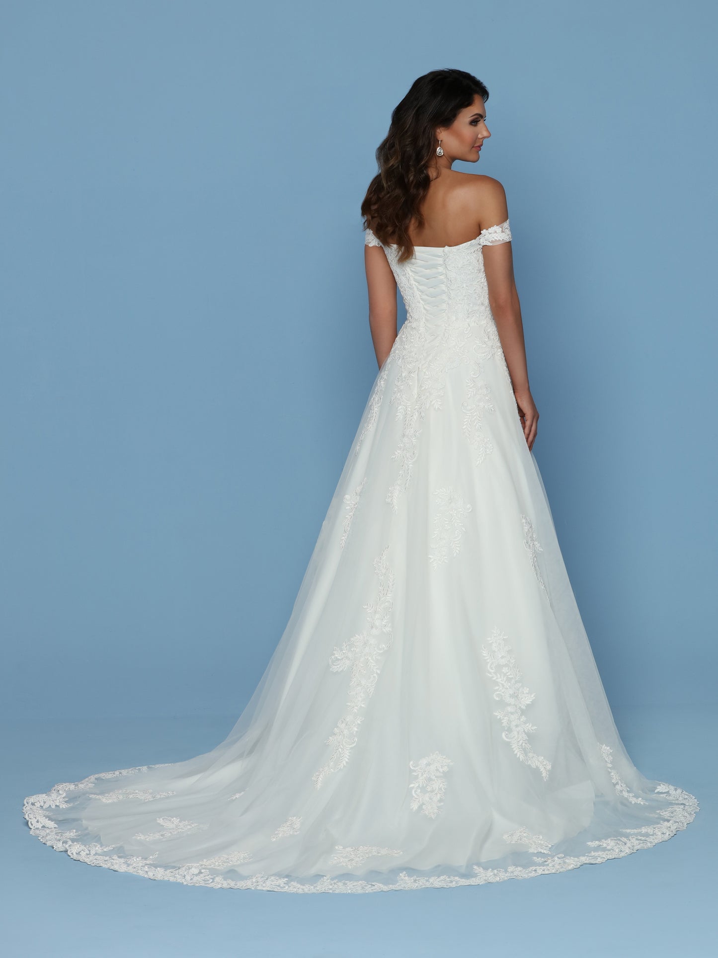 Davinci Bridal 50556 is a Beautiful Tulle & Lace A Line Ballgown Wedding Dress. Featuring an Off the Shoulder Sheer Lace Strap and a strapless sweetheart neckline. The bodice is delicately covered with lace cascading down into the skirt with a lush lace edge around the hem and train.  Available for 1-2 Week Delivery!!!  Available Sizes: 2,4,6,8,10,12,14,16,18,20  Available Colors: Ivory