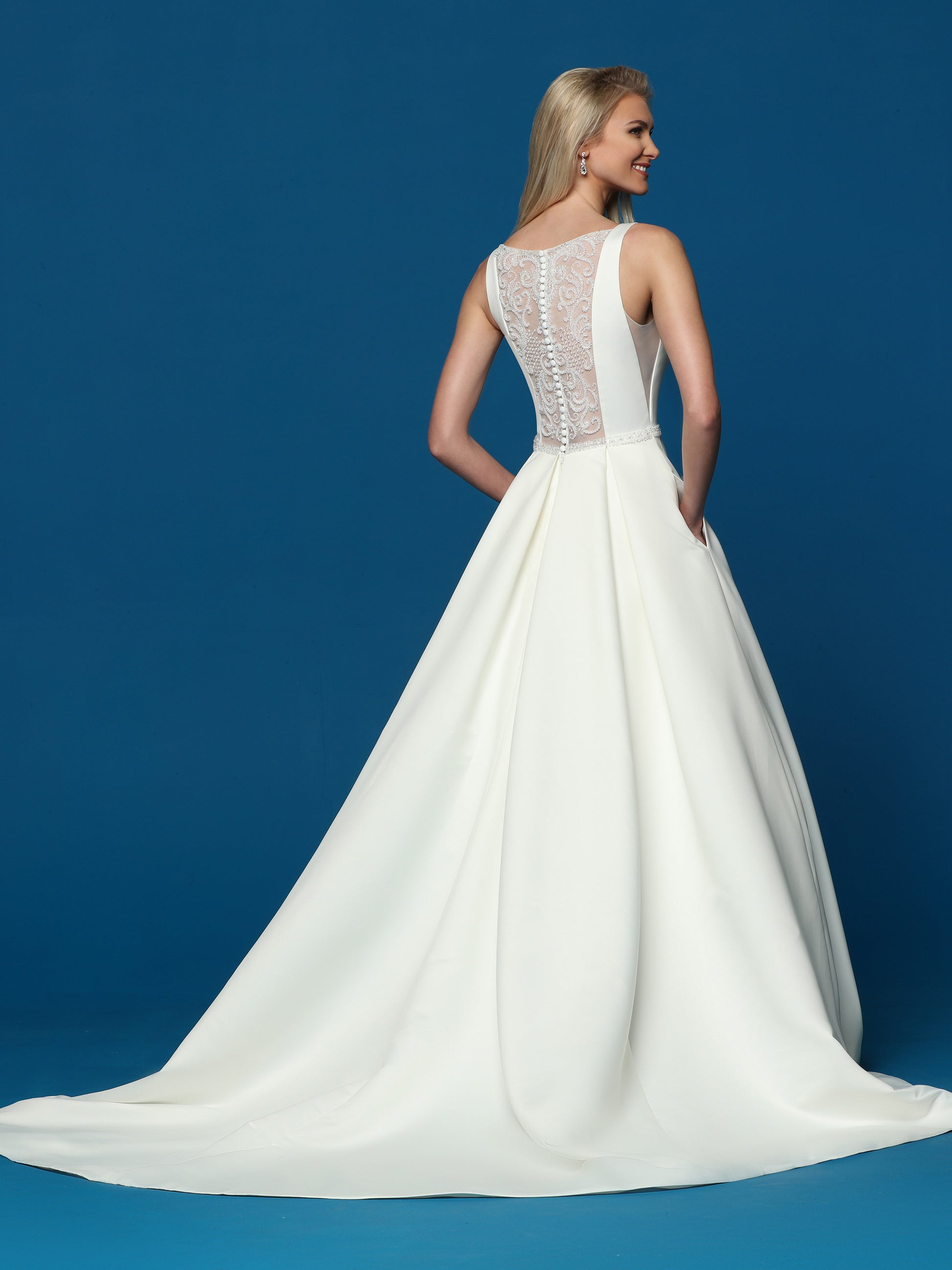 satin wedding dress with lace back Lauren Elaine Isla | Form Fit Backless Lace Wedding Gown Custom Made-to-Measure / Pearl