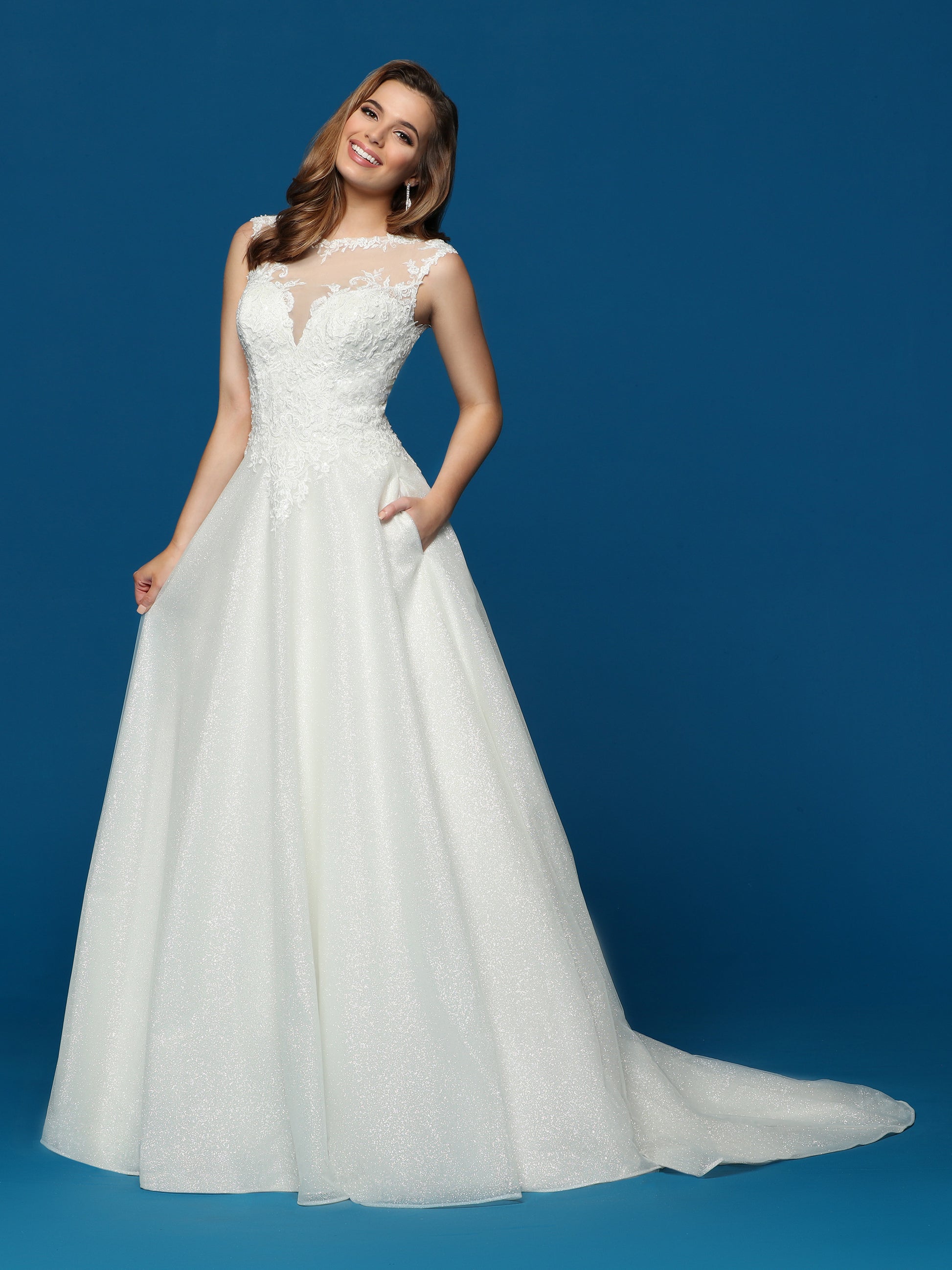 Davinci Bridal 50644 Glitter Tulle Ballgown Wedding Dress Lace Bodice Pockets Train 20 / Ivory/Ivory Davinci Bridal 50644 Glitter Tulle Ballgown Wedding Dress Lace Bodice Pockets Train 20 / Ivory/Ivory