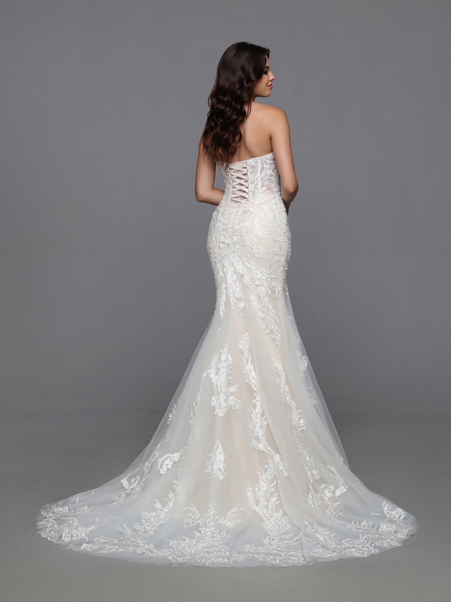 Davinci Bridal 50774 Long Sleeve Sheer Corset Lace Mermaid Wedding Dress Bridal Gown Remove the full-length sheer lace sleeves of this lovely fit and flare gown to reveal a tempting strapless sweetheart bodice with a corset back and a sweeping mermaid-style skirt.