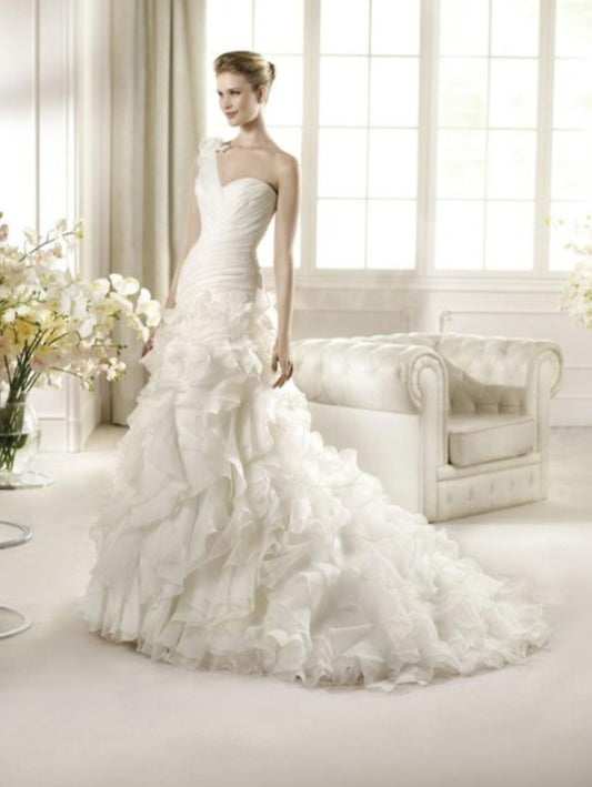 San Patrick Capricho Size 12 Long Fit & Flare One Shoulder Wedding Dress Bridal