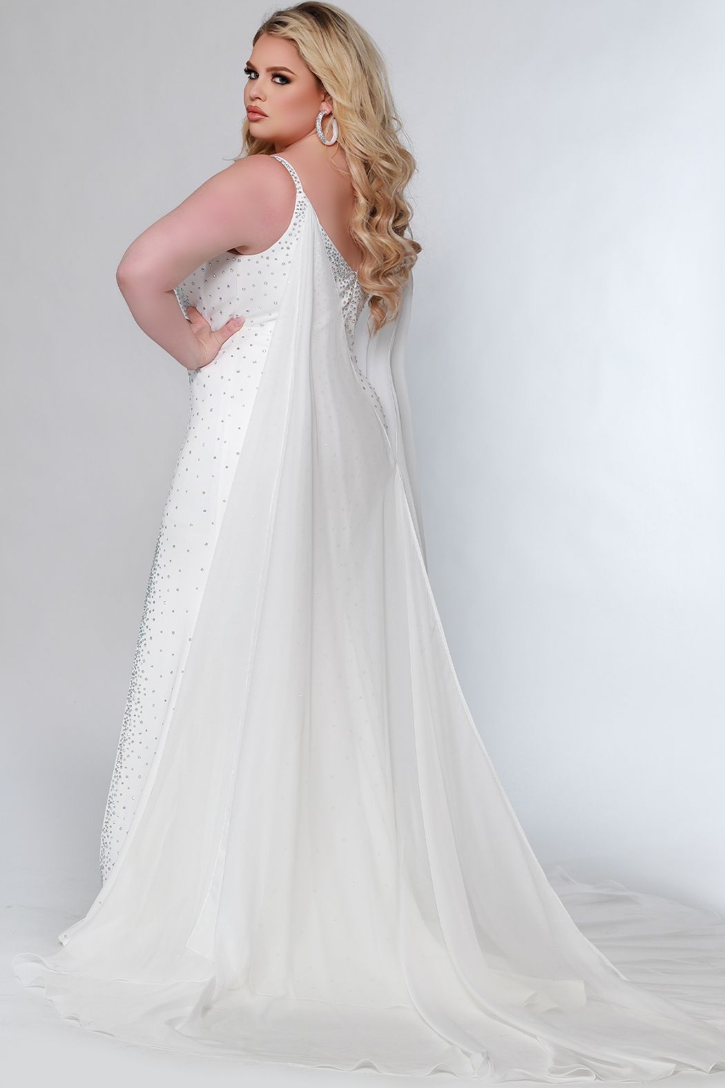 Johnathan Kayne Sydney's Closet JK2218 Size 14 Maverick Prom Dress with Cape
