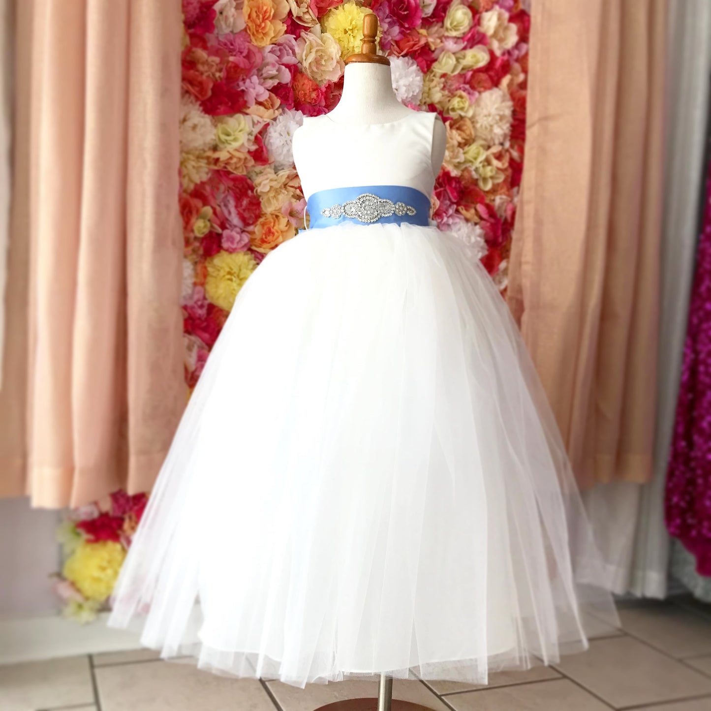 Rosebuds 5123 Size 4 Ivory Long Ballgown Flower Girl Dress Satin Sash First Communion