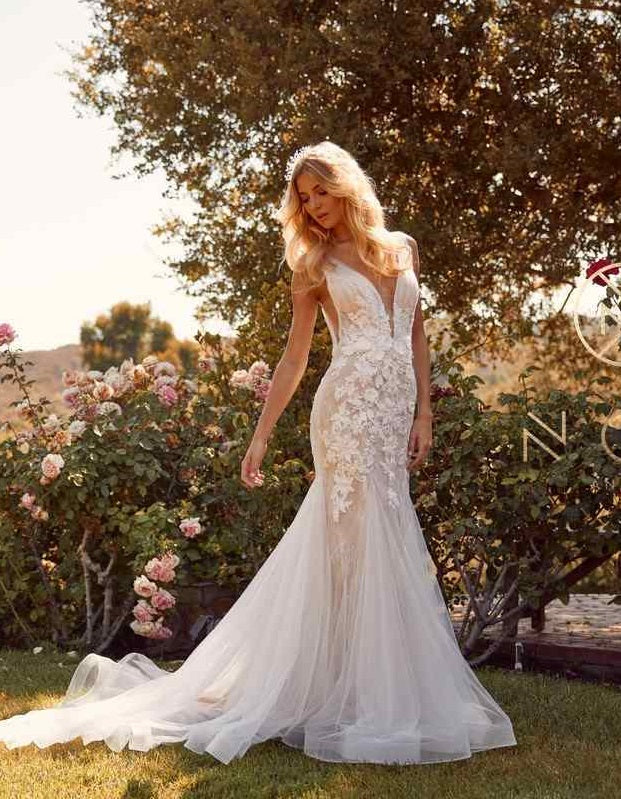 size 14 mermaid wedding dress Amazon.com: Mermaid Plus Size Bridal Gowns for Women Feather Crystal Ruffles Skirt Wedding Dresses for Bride Ivory 2 : Clothing, Shoes & Jewelry