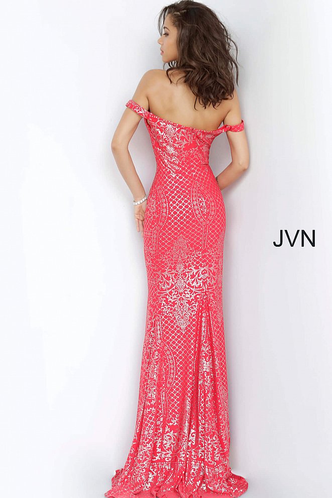 JVN60139 off the shoulder sweetheart neckline fitted glitter prom dress evening gown with slightly flared end and train. Makes an excellent pageant dress. 