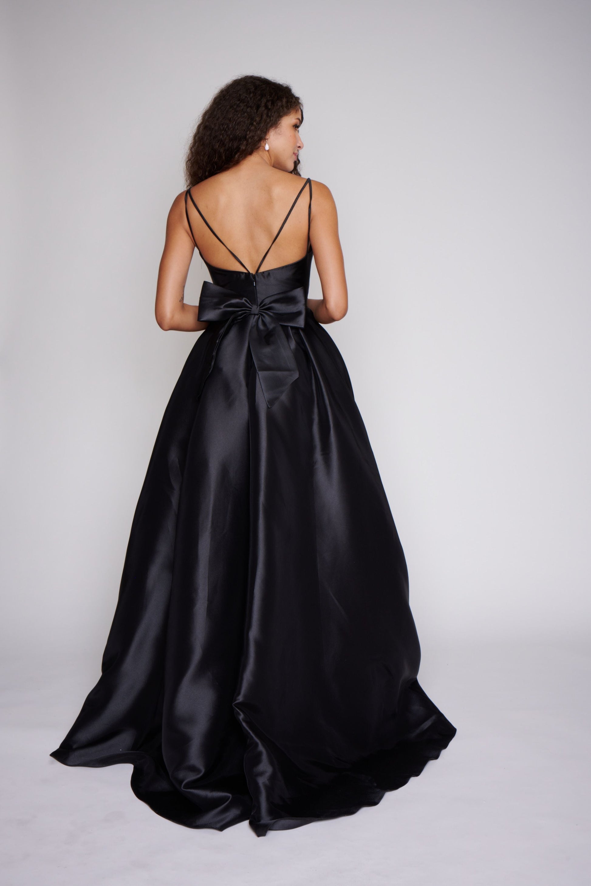 Nina-Canacci-B1900-Black-Prom-Dress-back-Ballgown
