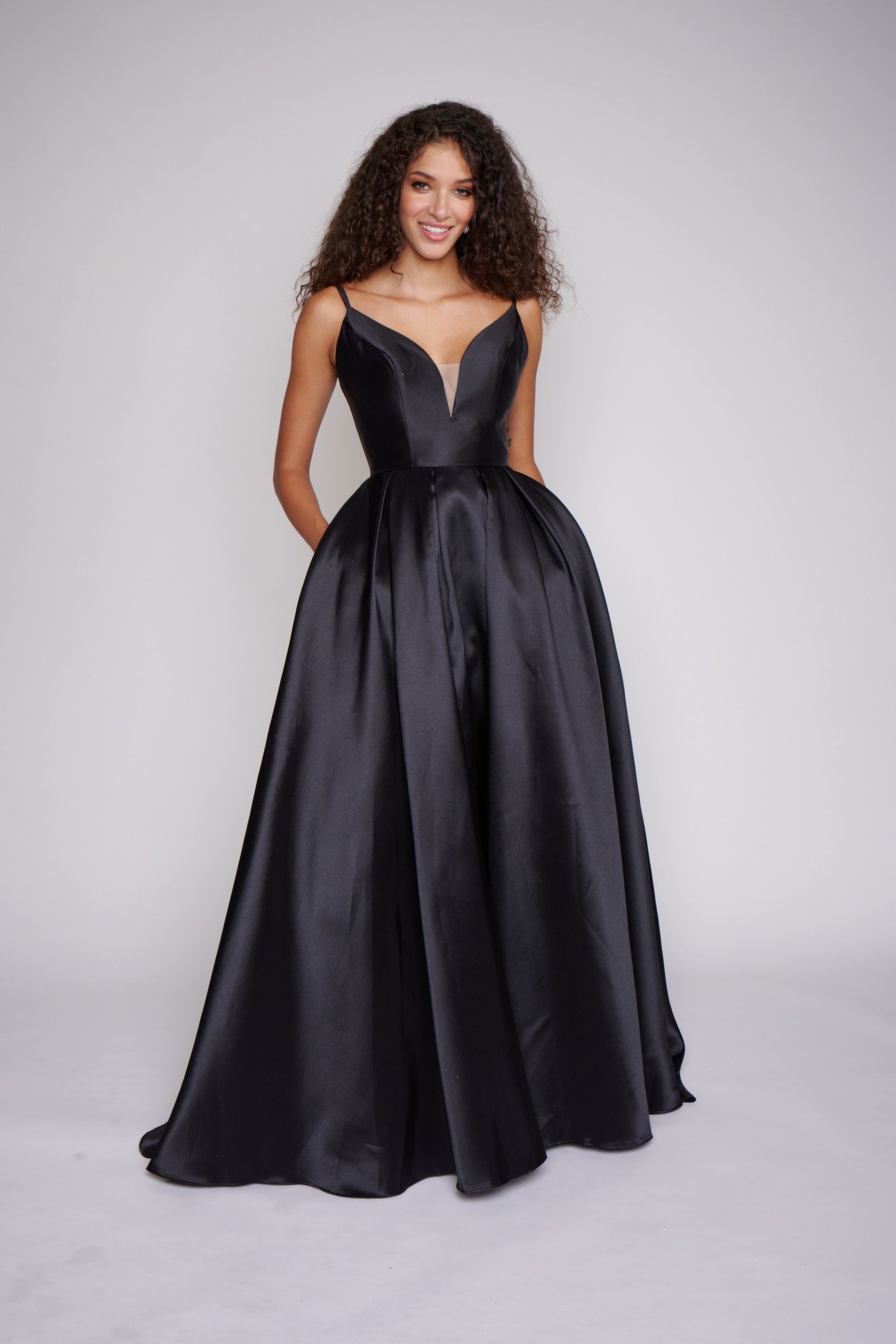 Nina-Canacci-B1900-Black-Prom-Dress-front-Ballgown