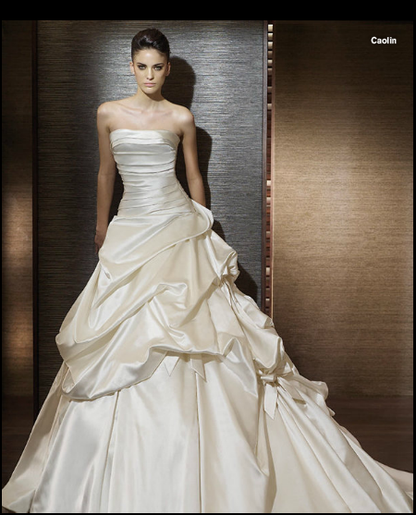 Pronovias Caolin Size 8 Satin Wedding Dress Ballgown Train Bows