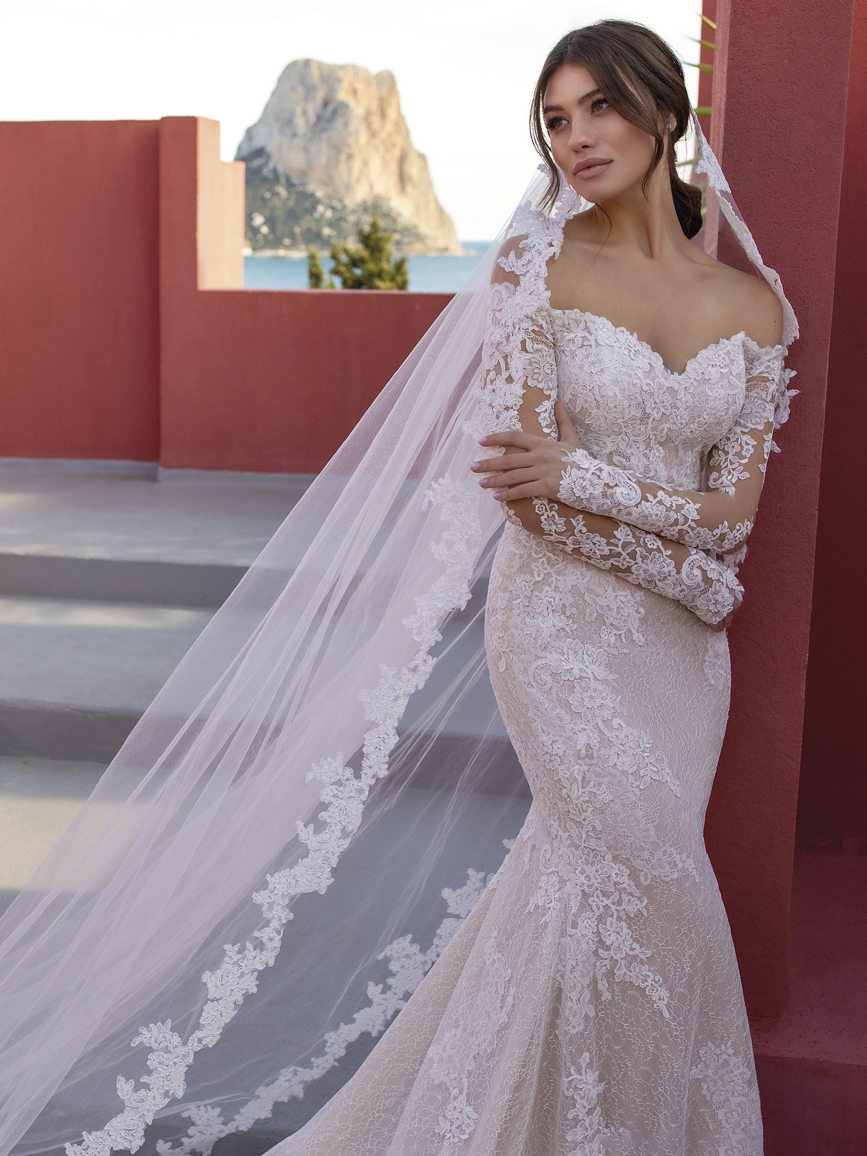 white wedding dresses Chic Long Off-the-Shoulder Front Split Long Dress With Detachable Train Pearl Beading Length The Snow White Wedding Gowns