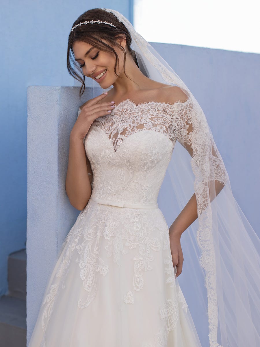 White One Ossa Size 28 Sheer Lace Off The Shoulder Wedding Dress Sleeves Ballgown White One Ossa Size 28 Sheer Lace Off The Shoulder Wedding Dress Sleeves Ballgown