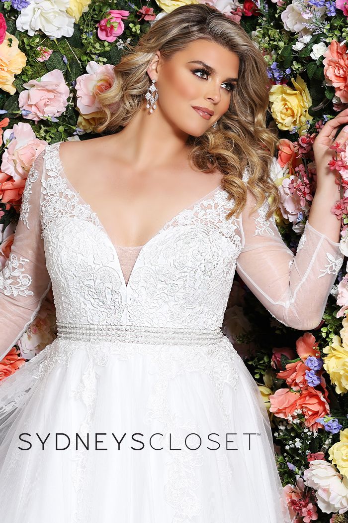 Malia Crepe & Tulle & Lace Wedding Gown by Pronovias Bridal | Buy Online  Lace Corset & Long Sleeved Jacket Pronovias Barcelona Bridal Wedding Dresses  with Cutouts Australia - Fashionably Yours Sydney